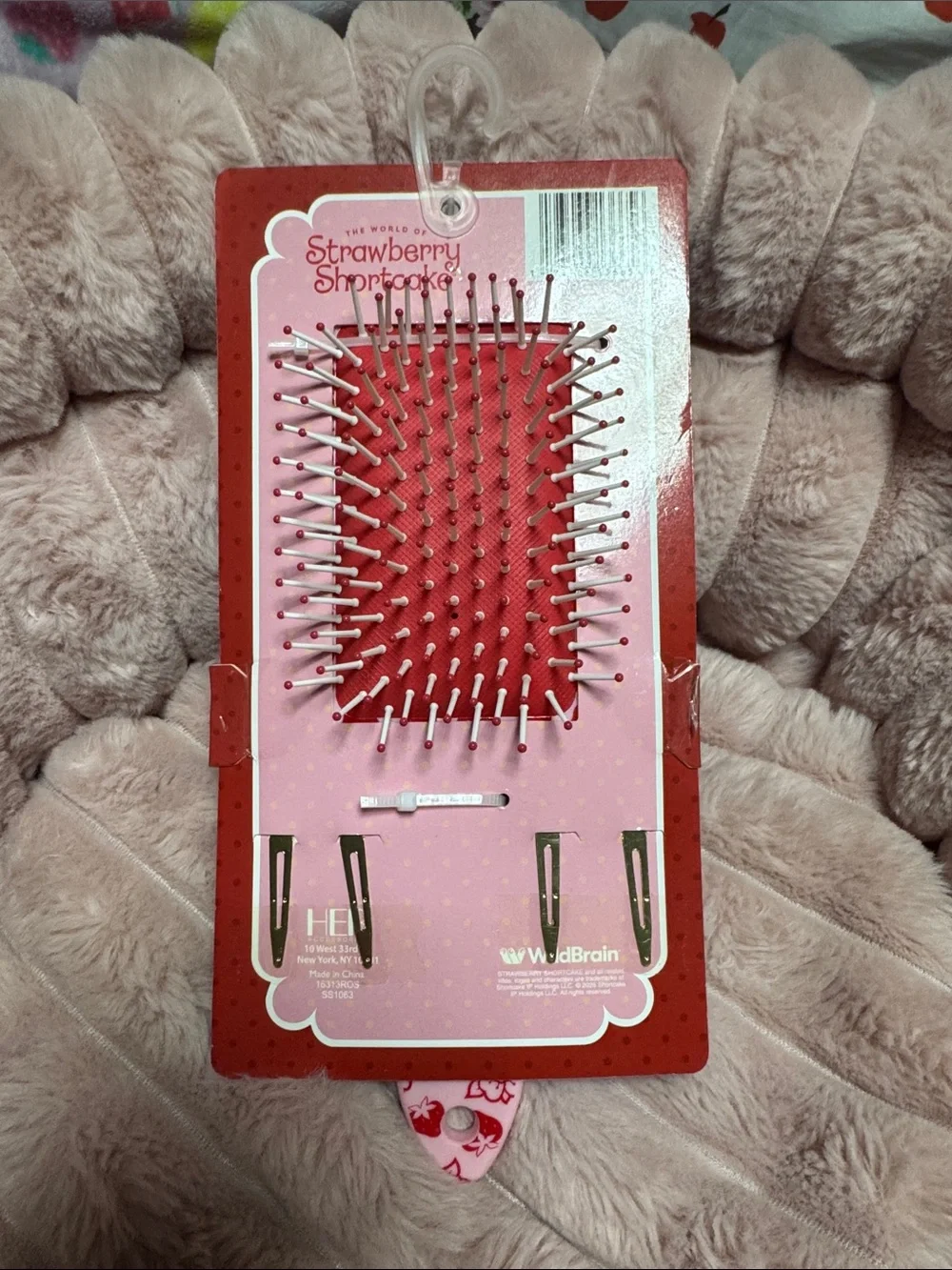 NEW Strawberry Shortcake Pink Hair Brush & Clip Set